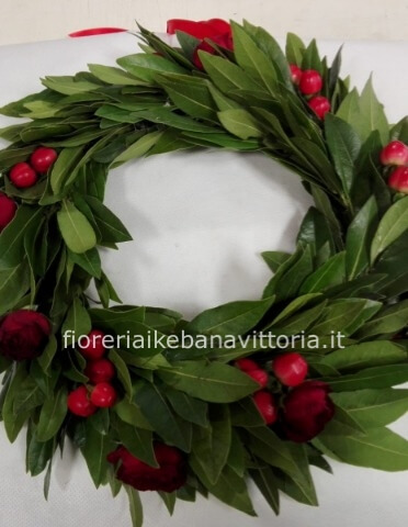 coroncina alloro con bacche di ipericum rosso